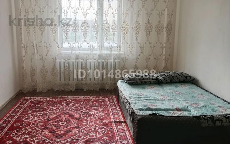 1-комнатная квартира · 42 м² · 8/12 этаж, Кабанбай батыра 40 за 200 000 ₸ в Астане, Есильский р-н — фото 2