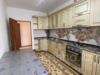 3-комнатная квартира, 86 м², 1/5 этаж, Арай-2 9 за 23 млн 〒 в Таразе