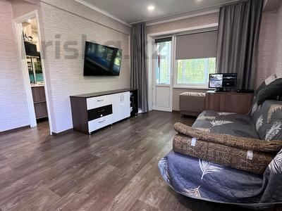 1-комнатная квартира · 32 м² · 4/5 этаж, Островского 14 — Школа N 13, детский сад, 21 за 11.1 млн ₸ в Усть-Каменогорске