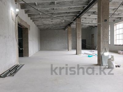 Свободное назначение, магазины и бутики, медцентры и аптеки · 750 м² за 3 млн 〒 в Караганде, Алихана Бокейханова р-н