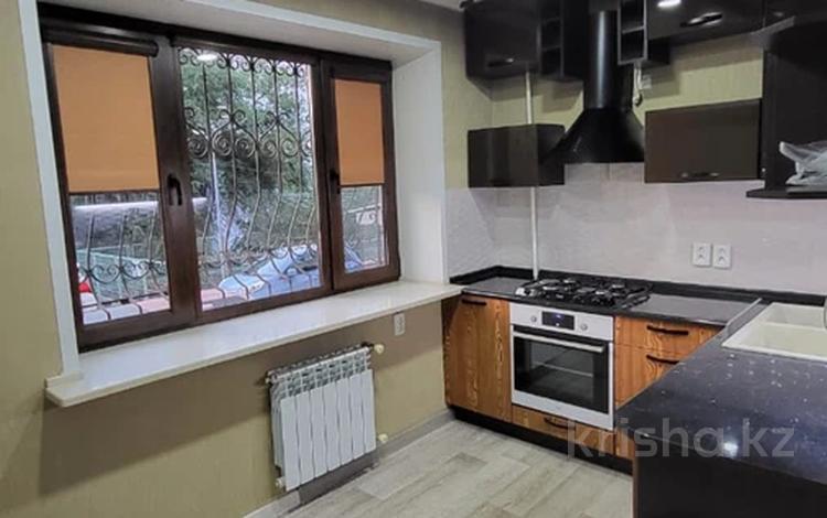 3-комнатная квартира · 64 м² · 1/5 этаж, мкр №11 за 59.9 млн ₸ в Алматы, Ауэзовский р-н — фото 2
