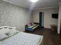 1-комнатная квартира · 38 м² · 2/5 этаж, мкр Новый Город, Бухар-жырау 60 за 9 000 ₸ в Караганде, Казыбек би р-н — фото 3