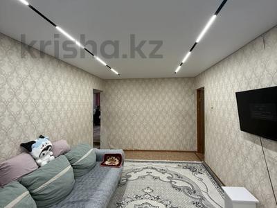 3-комнатная квартира · 58 м² · 5/5 этаж, Абай 30 — Болашак за 10.5 млн 〒 в 