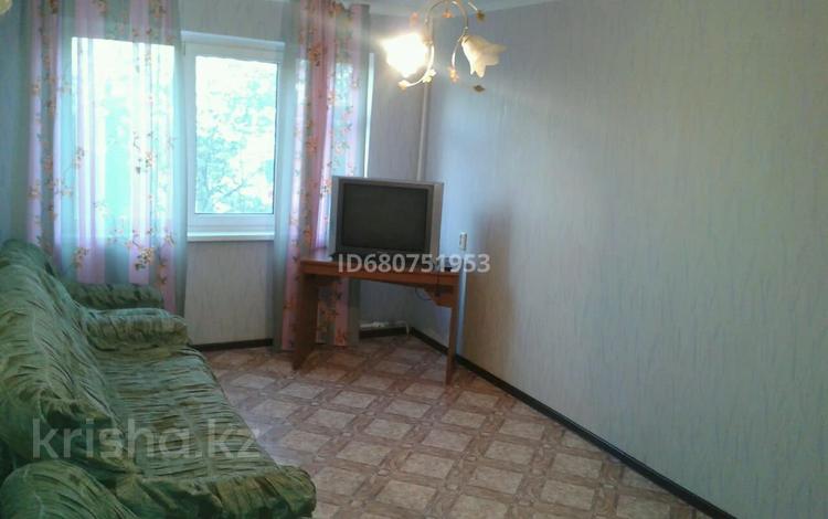 2-бөлмелі пәтер · 55 м² · 4/5 қабат, мкр Центральный 11 — Валиханова, бағасы: 18.9 млн ₸ в Атырау — фото 2