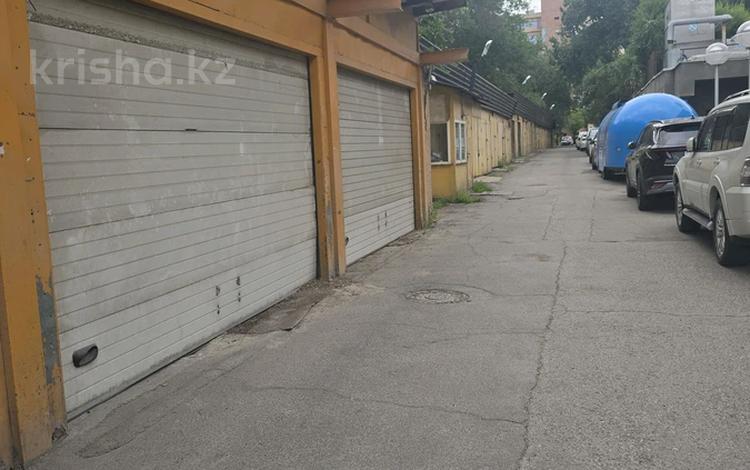 Азс, автосервисы и автомойки · 580 м² за 995 млн ₸ в Алматы, Алмалинский р-н — фото 2