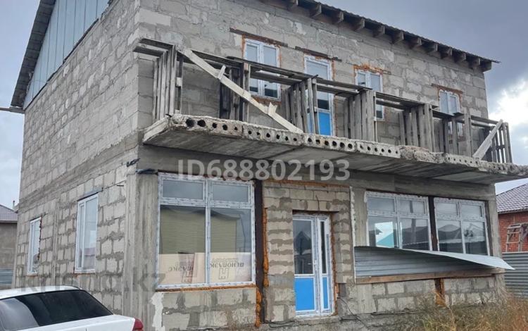 Жеке үй · 7 бөлме · 200 м² · 13 сот., Жибек жолы, бағасы: 28.5 млн 〒 — фото 2