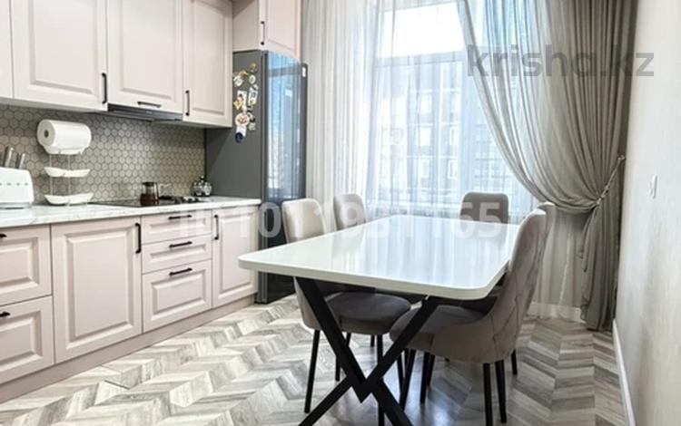 2-комнатная квартира · 70 м² · 7/10 этаж, мкр. Степной-4 за 44 млн ₸ в Караганде, Казыбек би р-н — фото 2