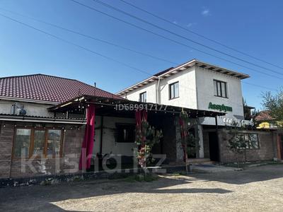 Жеке үй · 14 бөлме · 650 м² · 10 жүзд., Айнаколь 38 — Кордай, бағасы: 199 млн ₸ в Астане, Алматы р-н