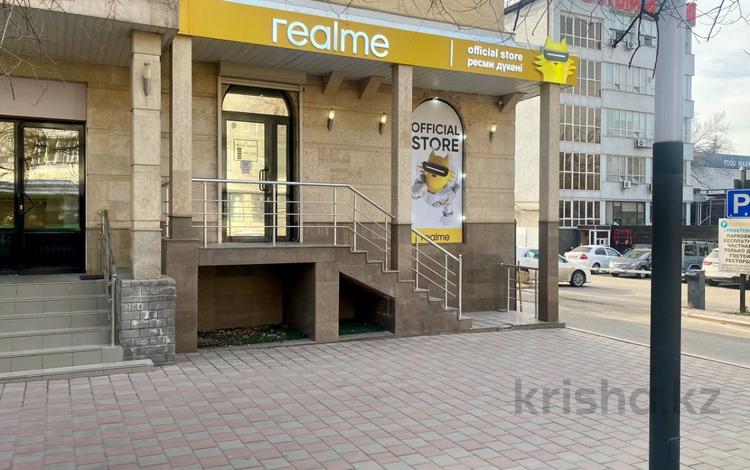 Свободное назначение, магазины и бутики • 61.3 м² за 140 млн 〒 в Алматы, Алмалинский р-н — фото 2