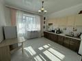2-комнатная квартира · 70 м² · 5/8 этаж, мкр Нурсая за 400 000 ₸ в Атырау — фото 5
