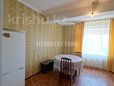 2-комнатная квартира · 77 м² · 4/5 этаж, 5-18 3 за 180 000 ₸ в Жанаозен