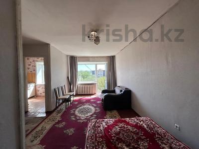 1-комнатная квартира · 30 м² · 5/5 этаж, пр. Республики за 4 млн ₸ в Темиртау