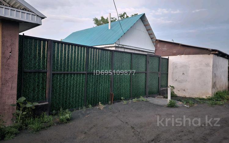 Дача · 2 комнаты · 72 м² · 7 сот., С/к ТЭЦ 1 — Гипермаркет Анвар за 3.9 млн 〒 в Актобе — фото 2