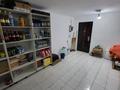 Дүкендер мен бутиктер · 66 м², бағасы: 8 млн 〒 в Уральске — фото 6