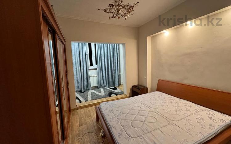 4-комнатная квартира · 94 м² · 9/9 этаж, мкр Аксай-1 за 45 млн ₸ в Алматы, Ауэзовский р-н — фото 8