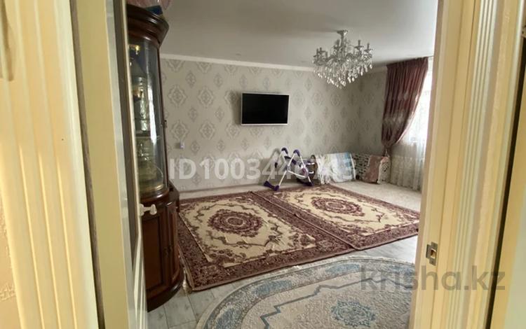 3-комнатная квартира · 73 м² · 3/4 этаж, 5-20 11 — Жанында балабакша мектеп жакын за 20 млн 〒 в Жанаозен — фото 2