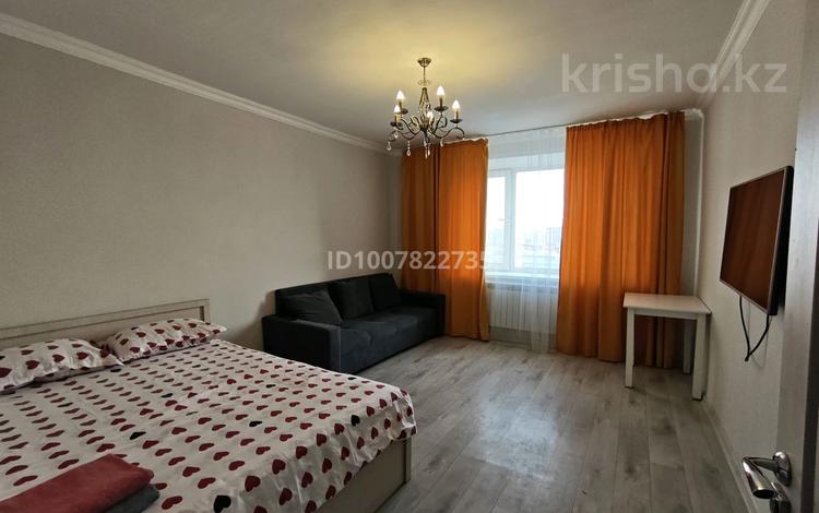 1-бөлмелі пәтер · 38 м² · 8/9 қабат, Орбита ш/а., Мкр Юго-Восток, мкр Орбита 3 — Камали Дюсембекова 3, бағасы: 10 000 ₸ в Караганде, Казыбек би р-н — фото 3