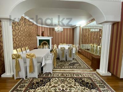Дом · 7 комнат · 250 м², Чубары 1 — Сейткали Мендешева за 65 000 〒 в Астане, Есильский р-н