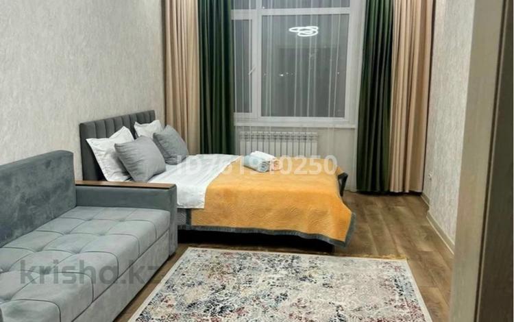 1-комнатная квартира · 41 м² · 3/9 этаж, Керей и Жанибек хандар 12/1 — Кабанбай батыра за 6 000 〒 в Астане, Есильский р-н — фото 2