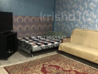 2-бөлмелі пәтер · 45 м² · 3/5 қабат, Кабанбай батыра 114 — Бурова, бағасы: 14 000 ₸ в Усть-Каменогорске, Ульбинский
