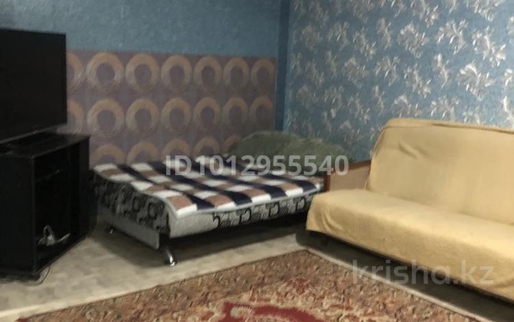 2-бөлмелі пәтер · 45 м² · 3/5 қабат, Кабанбай батыра 114 — Бурова, бағасы: 14 000 ₸ в Усть-Каменогорске, Ульбинский — фото 2