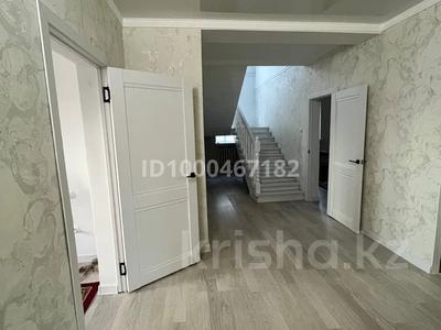 Отдельный дом · 6 комнат · 288 м² · 10 сот., мкр Лесхоз-2, Роза Бағланова за 52 млн 〒 в Атырау