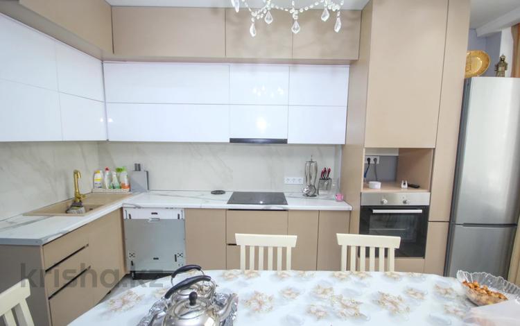 1-бөлмелі пәтер · 40 м² · 8/9 қабат, Жамбыла 221, бағасы: 29.7 млн ₸ в Алматы, Алмалинский р-н — фото 2