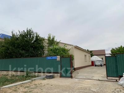 Продажа домов и дачи в Атырауской обл.: Отдельный дом · 4 комнаты · 224 м² · 1400 сот., Қазына 22 — Рядом Фок за 24.9 млн 〒 Отдельный дом · 4 комнаты · 224 м² · 1400 сот., Қазына 22 — Рядом Фок за 24.9 млн 〒 в