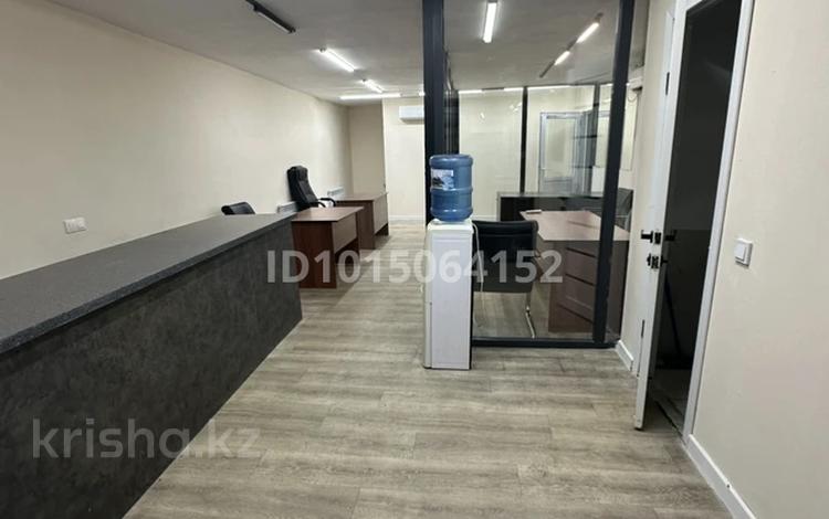 Еркін · 80 м², бағасы: 300 000 ₸ в Астане, Нура р-н — фото 2