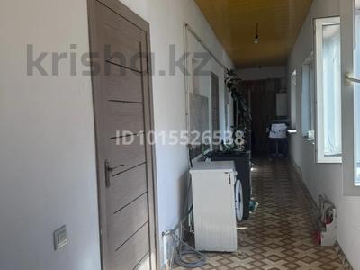 1-комнатная квартира · 21 м², Бекзат Саттарханов 83 — Напротив магазина Гульмира за 55 000 ₸ в Шымкенте, Аль-Фарабийский р-н