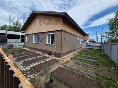 Отдельный дом · 4 комнаты · 90.6 м² · 416.2 сот., Энтузиастов 5 за 35.7 млн 〒 в Бишкуле