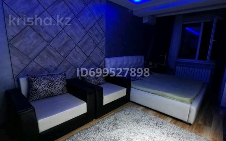 1-бөлмелі пәтер · 32 м² · 4/5 қабат, Бектурғанова 30, бағасы: 12 000 ₸ в  — фото 7