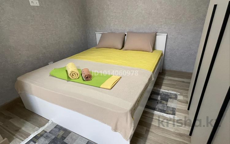 1-бөлмелі пәтер · 32 м² · 1/4 қабат, 7А ш/а. 24, бағасы: 20 000 ₸ в Актау, 7А мкр — фото 2