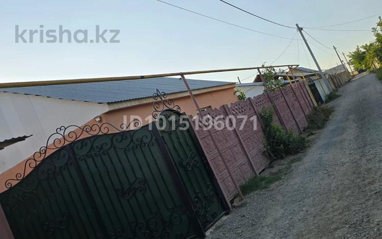 Отдельный дом · 4 комнаты · 90 м² · 8 сот., Дархан 4 — Аэропортинской нефтегазы за 21 млн ₸ в Таразе — фото 2