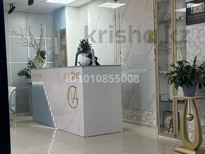 Свободное назначение, салоны красоты · 500 м² за 300 млн ₸ в Актобе, мкр. Алтын орда