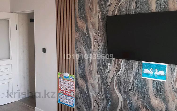 2-бөлмелі пәтер · 44.5 м² · 3/5 қабат, мкр Центральный, Азаттык 60 — Рядом находятся: БЦ сулейман Тауер, ТД Адал, Агила, Филармония им Н. Ж, бағасы: ~ 16.6 млн ₸ в Атырау — фото 2