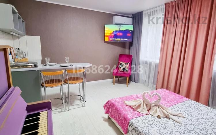 1-бөлмелі пәтер · 18 м² · 1/5 қабат, Чехова 106/2 — Тауелсездек, КГПИ, Жагат, ЦОН., бағасы: 9 000 ₸ в Костанае — фото 2