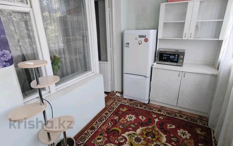 2-бөлмелі пәтер · 53 м² · 2 қабат, Алатау - 8мкр 11, бағасы: 16.5 млн ₸ в Таразе — фото 2