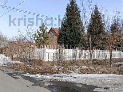 Жеке үй · 3 бөлме · 70 м² · 3.5 сот., Димитрова 1 — Железнодорожная и Димитрова, бағасы: 25 млн ₸ в Усть-Каменогорске