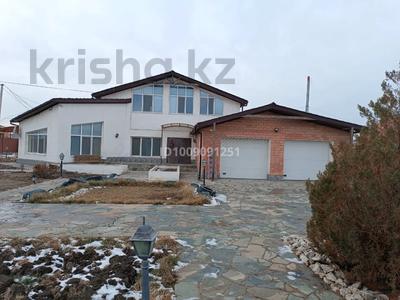 Жеке үй · 6 бөлме · 432 м² · 19 жүзд., Өркен ш/а., Мкр.Оркен 43 45 — Баня керемет, бағасы: 80 млн ₸ в Атырау, мкр Оркен