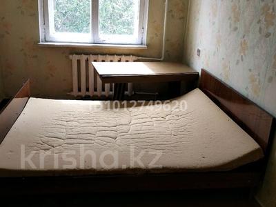 2-комнатная квартира · 44 м² · 3/5 этаж, мкр Юго-Восток, 27 микрорайон, ул. Язева 7 за 14.5 млн ₸ в Караганде, Казыбек би р-н