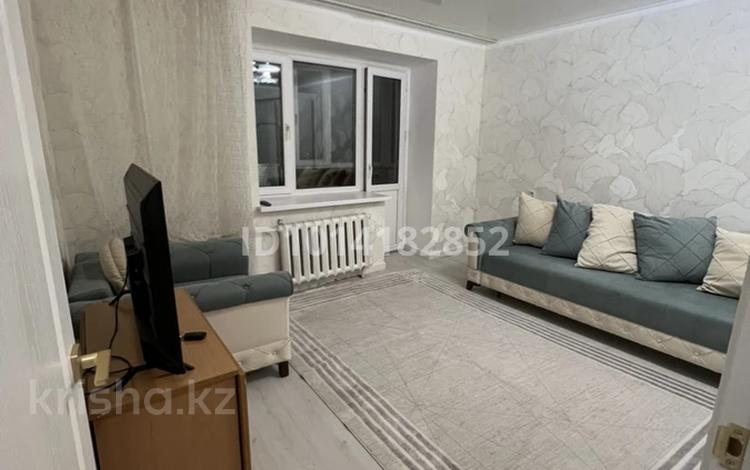 1-комнатная квартира · 36 м² · 2/5 этаж, Таха Хусейна 3 за 250 000 ₸ в Астане, р-н Байконур — фото 2