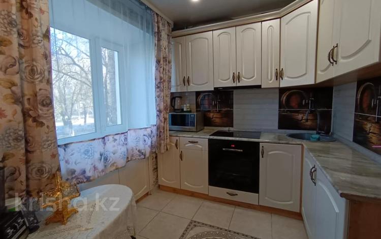 2-комнатная квартира · 42.2 м² · 2/5 этаж, Пришахтинск, Зелинского за 14.5 млн ₸ в Караганде, Алихана Бокейханова р-н — фото 11