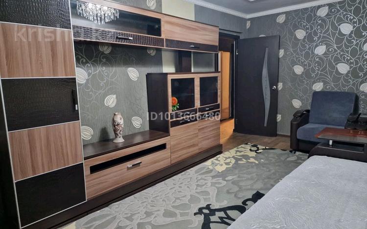 3-комнатная квартира · 65 м² · 2/5 этаж, Мухамеджанова 22 за 20 000 ₸ в Балхаше — фото 2