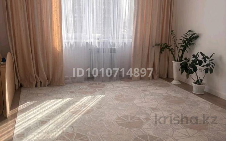 2-комнатная квартира · 64 м² · 3/6 этаж, мкр Нурсая 60 за 25 млн ₸ в Атырау — фото 2
