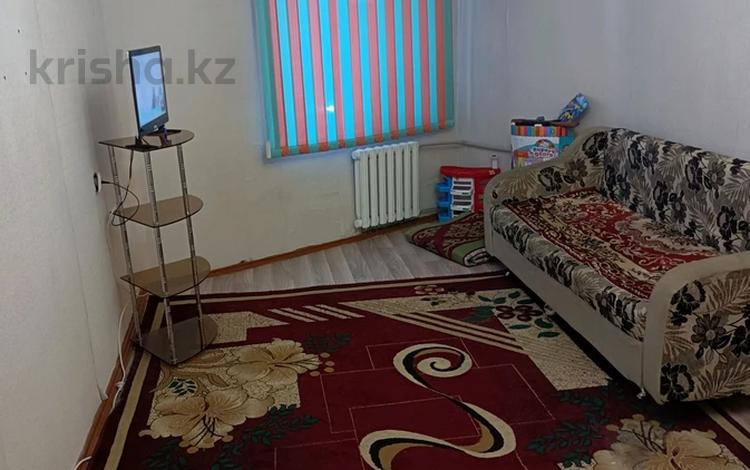 2-комнатная квартира, 49.2 м², 4/5 этаж, 4 мкр 36а за 14.5 млн 〒 в Талдыкоргане, мкр Жастар — фото 2