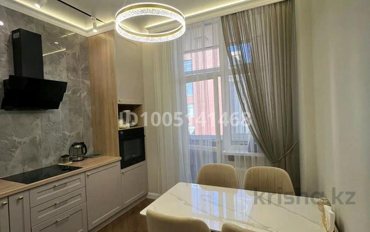 1-комнатная квартира · 38 м² · 15/15 этаж, Толе би 14 за 250 000 ₸ в Астане, Нура р-н — фото 2