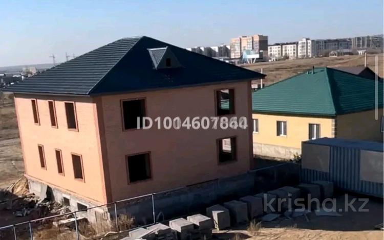 Жеке үй · 9 бөлме · 250 м² · 10 жүзд., Күнгей ш/а. 103 — Кайрат Тлеугабылова, бағасы: 57 млн ₸ в Караганде, Казыбек би р-н — фото 2