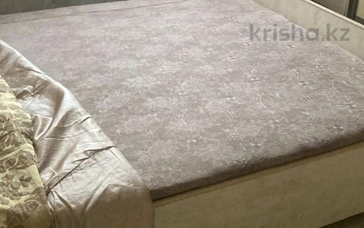 2-бөлмелі пәтер · 60 м² · 2/5 қабат, Ташенова 101 б, бағасы: 150 000 ₸ в Шымкенте, Аль-Фарабийский р-н — фото 2