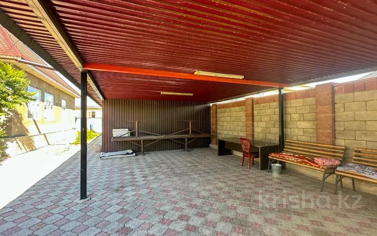 Отдельный дом · 7 комнат · 232.8 м² · 10 сот., Алимжанова 18/4 за 65 млн 〒 в Талдыкоргане — фото 2